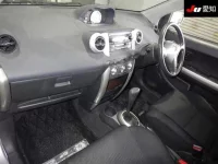 Toyota IST лот № 30273 оценка 3.5  с аукциона в Японии 2