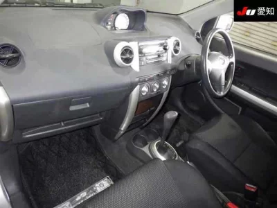 Toyota IST  с аукциона в Японии