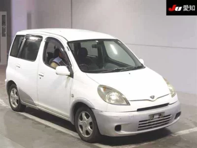 Toyota FUNCARGO  с аукциона в Японии