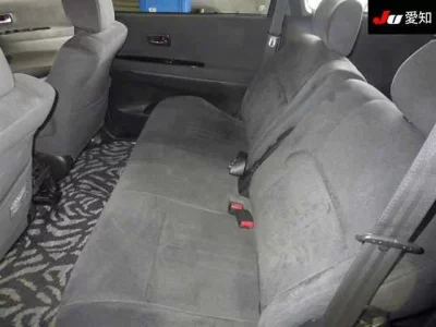 Toyota GAIA  с аукциона в Японии