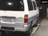Toyota HIACE VAN лот № 20048 оценка 3  с аукциона в Японии 7