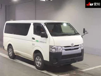 Toyota HIACE VAN  с аукциона в Японии