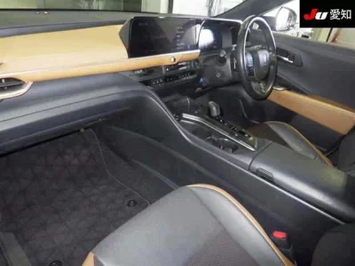Toyota Crown Crossover