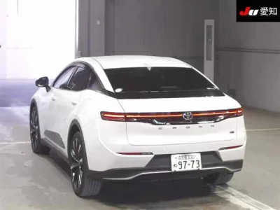 Toyota Crown Crossover