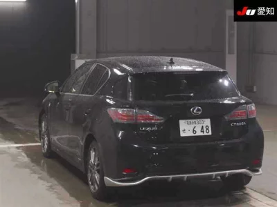 Lexus CT  с аукциона в Японии
