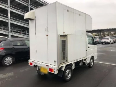 Nissan CLIPPER TRUCK