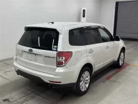 Subaru FORESTER лот № 90110 оценка 3.5  с аукциона в Японии 4
