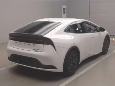 Toyota Prius  с аукциона в Японии