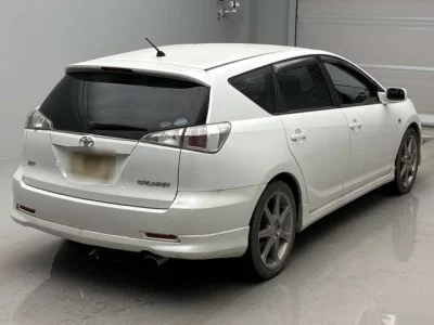 Toyota CALDINA  с аукциона в Японии