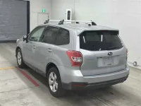 Subaru FORESTER лот № 30067 оценка R  с аукциона в Японии 1