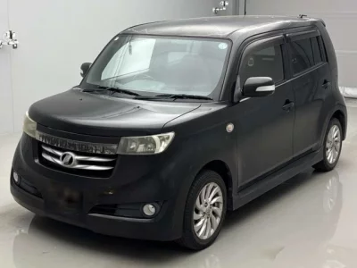 Toyota BB  с аукциона в Японии