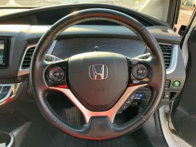 Honda Jade