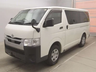 Toyota HIACE VAN  с аукциона в Японии