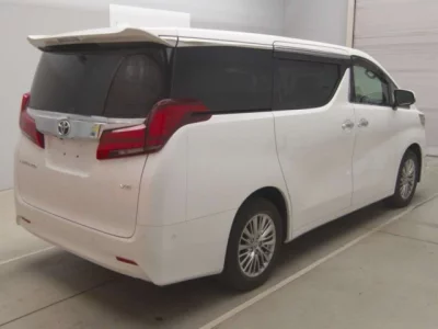 Toyota ALPHARD  с аукциона в Японии