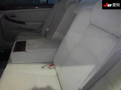 Toyota CROWN  с аукциона в Японии