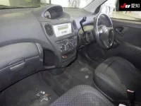 Toyota FUNCARGO лот № 30416 оценка 3.5  с аукциона в Японии 2