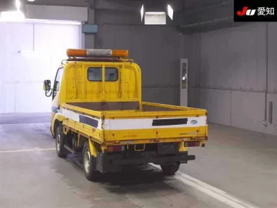 Toyota DYNA  с аукциона в Японии