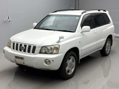Toyota KLUGER  с аукциона в Японии