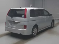 Toyota ISIS лот № 24113 оценка 3.5  с аукциона в Японии 1