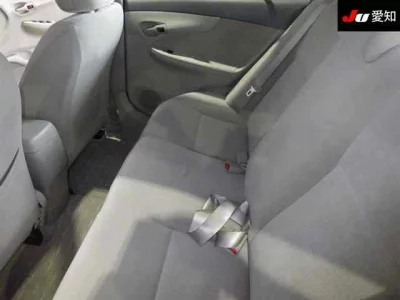 Toyota COROLLA AXIO  с аукциона в Японии