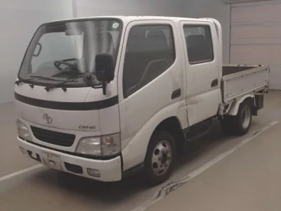 Toyota DYNA  с аукциона в Японии