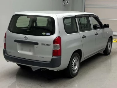 Toyota SUCCEED