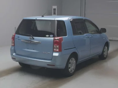 Toyota RAUM