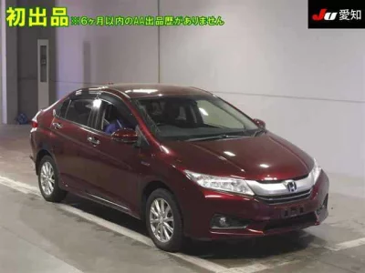 Honda GRACE  с аукциона в Японии