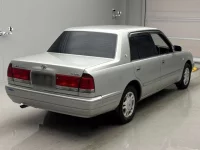 Toyota CROWN лот № 40083 оценка 3.5  с аукциона в Японии 1