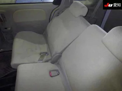 Toyota SIENTA  с аукциона в Японии