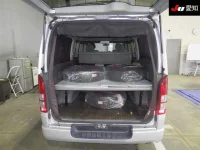 Toyota HIACE VAN лот № 20120 оценка 3.5  с аукциона в Японии 3