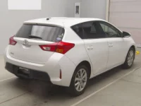 Toyota AURIS лот № 70170 оценка 3.5  с аукциона в Японии 1