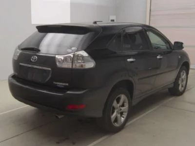 Toyota HARRIER  с аукциона в Японии