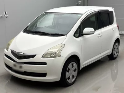 Toyota RACTIS  с аукциона в Японии