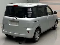 Toyota SIENTA лот № 49051 оценка 3.5  с аукциона в Японии 1