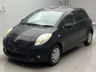 Toyota VITZ  с аукциона в Японии