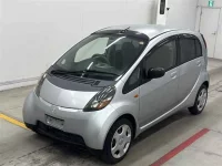 Mitsubishi I лот № 90327 оценка 3.5  с аукциона в Японии 3