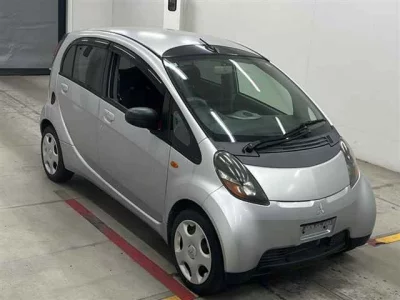 Mitsubishi I  с аукциона в Японии