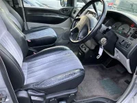 Mitsubishi DELICA лот № 30177 оценка 3.5  с аукциона в Японии 6