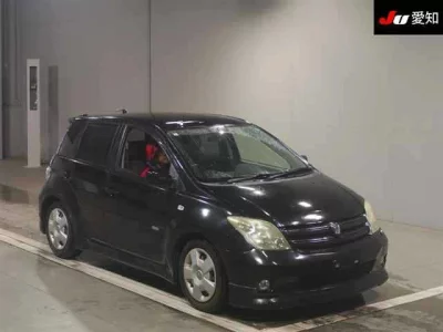 Toyota IST  с аукциона в Японии