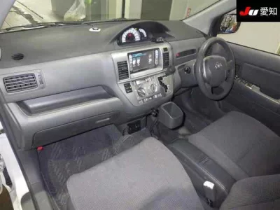 Toyota Raum