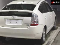 Toyota Prius лот № 30870 оценка 3.5  с аукциона в Японии 7