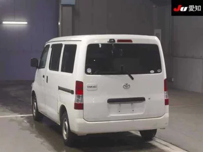 Toyota TOWN ACE VAN  с аукциона в Японии