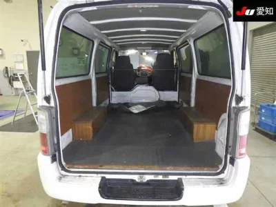 Nissan Caravan