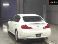 Nissan SKYLINE лот № 4319 оценка 4  с аукциона в Японии 1