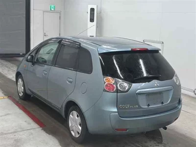 Mitsubishi Colt Plus