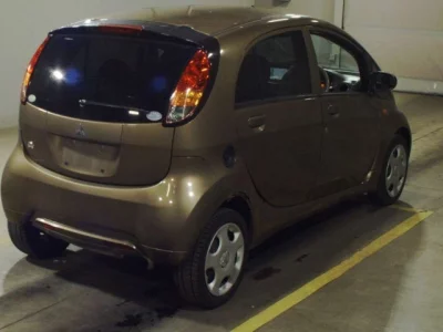 Mitsubishi I  с аукциона в Японии
