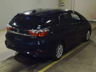 Honda SHUTTLE  с аукциона в Японии