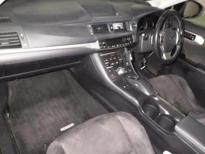 Lexus CT  с аукциона в Японии