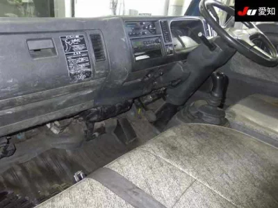Mazda Titan